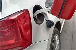 军博24小时救援车收费标准