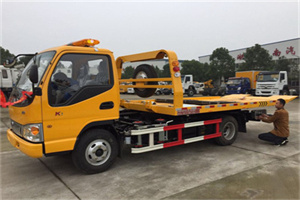 军博哪里有拖车服务